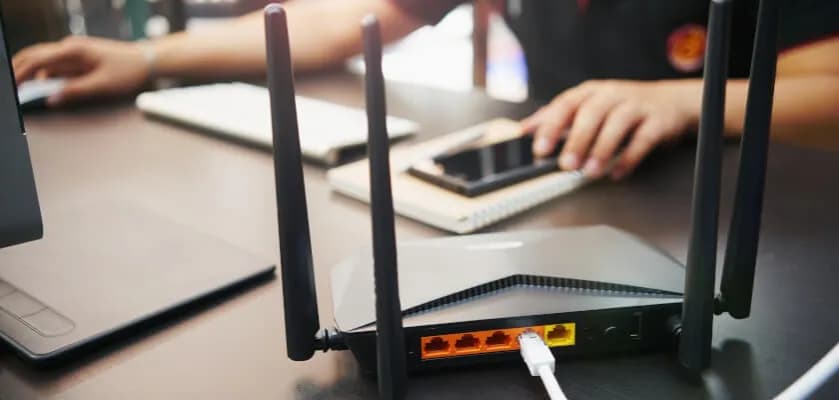 Jak wybrać najlepszy router do internetu mobilnego? Porównanie i praktyczne porady