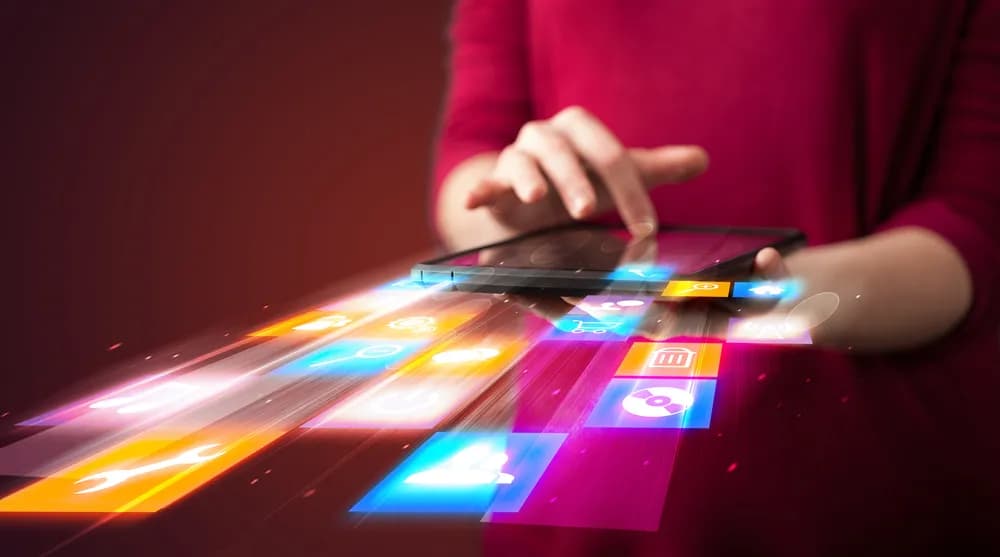 Co to jest internet mobilny? Definicja, zalety i porównanie z internetem stacjonarnym